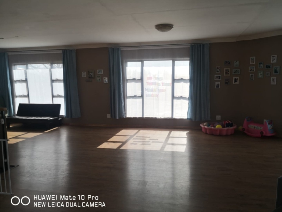 4 Bedroom Property for Sale in Vaalpark Free State